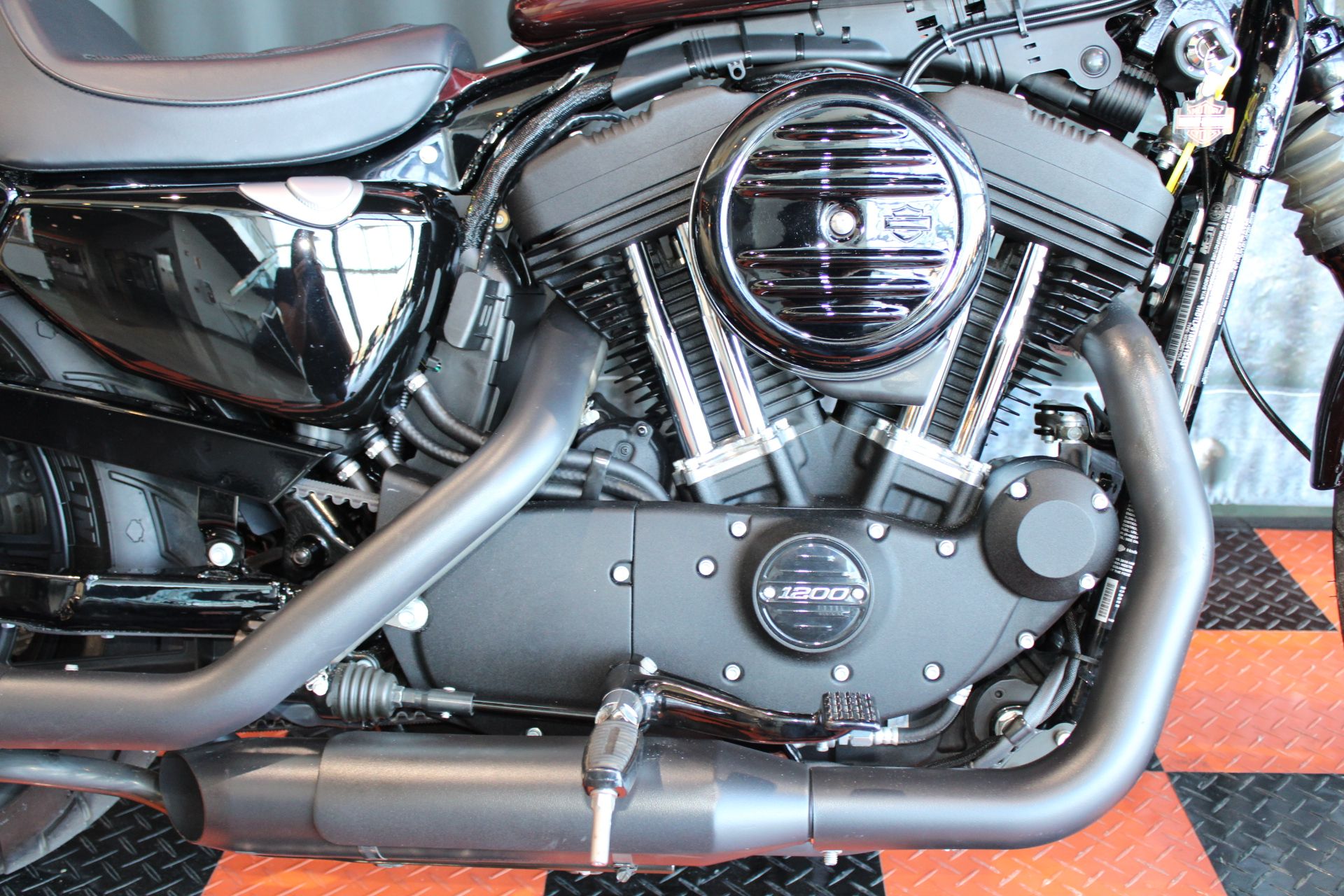 2019 Harley-Davidson Iron 1200™ in Shorewood, Illinois - Photo 6