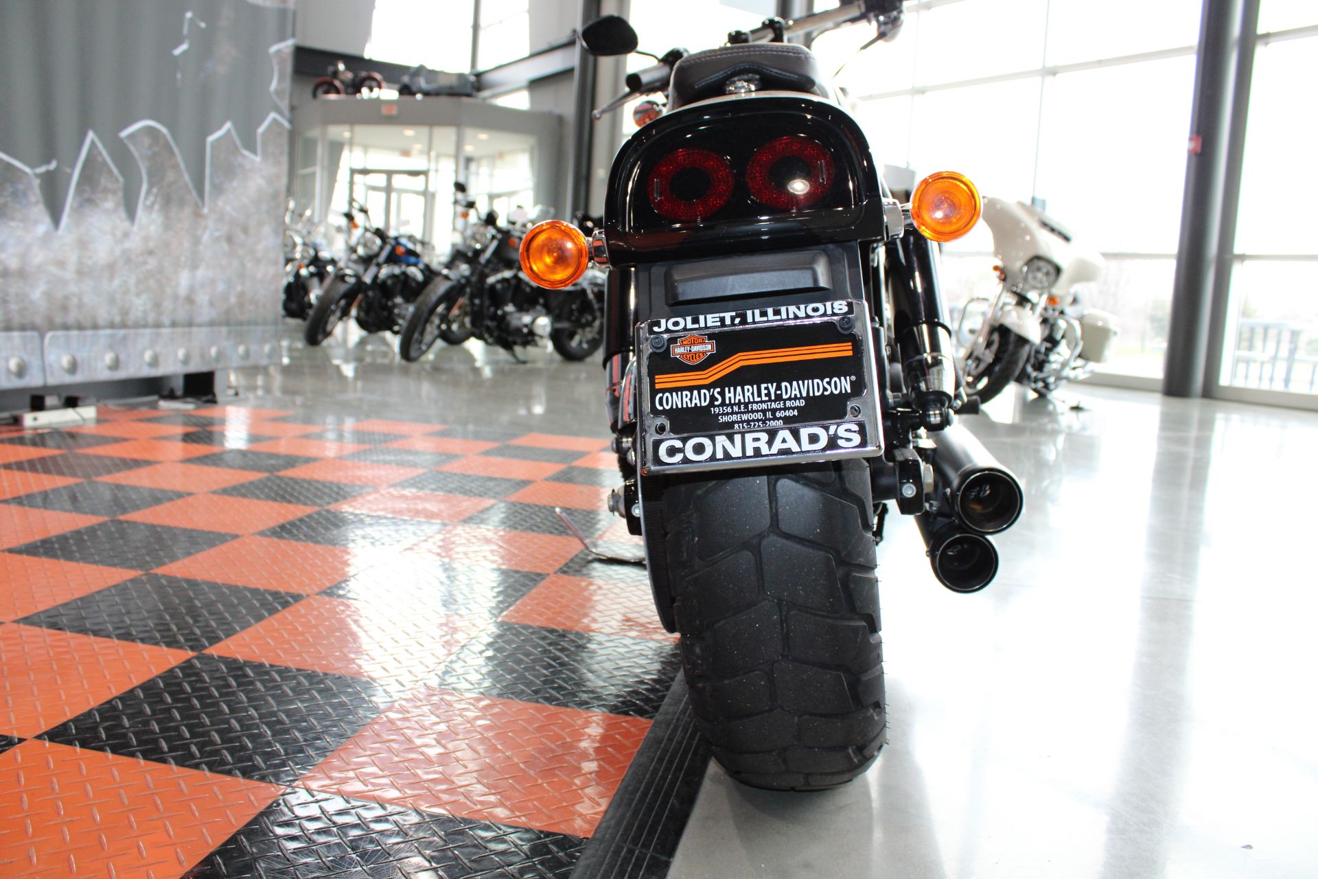 2014 Harley-Davidson Dyna® Fat Bob® in Shorewood, Illinois - Photo 12