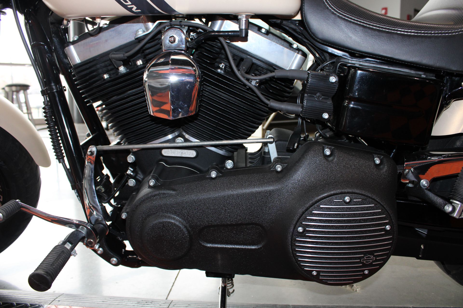 2014 Harley-Davidson Dyna® Fat Bob® in Shorewood, Illinois - Photo 14