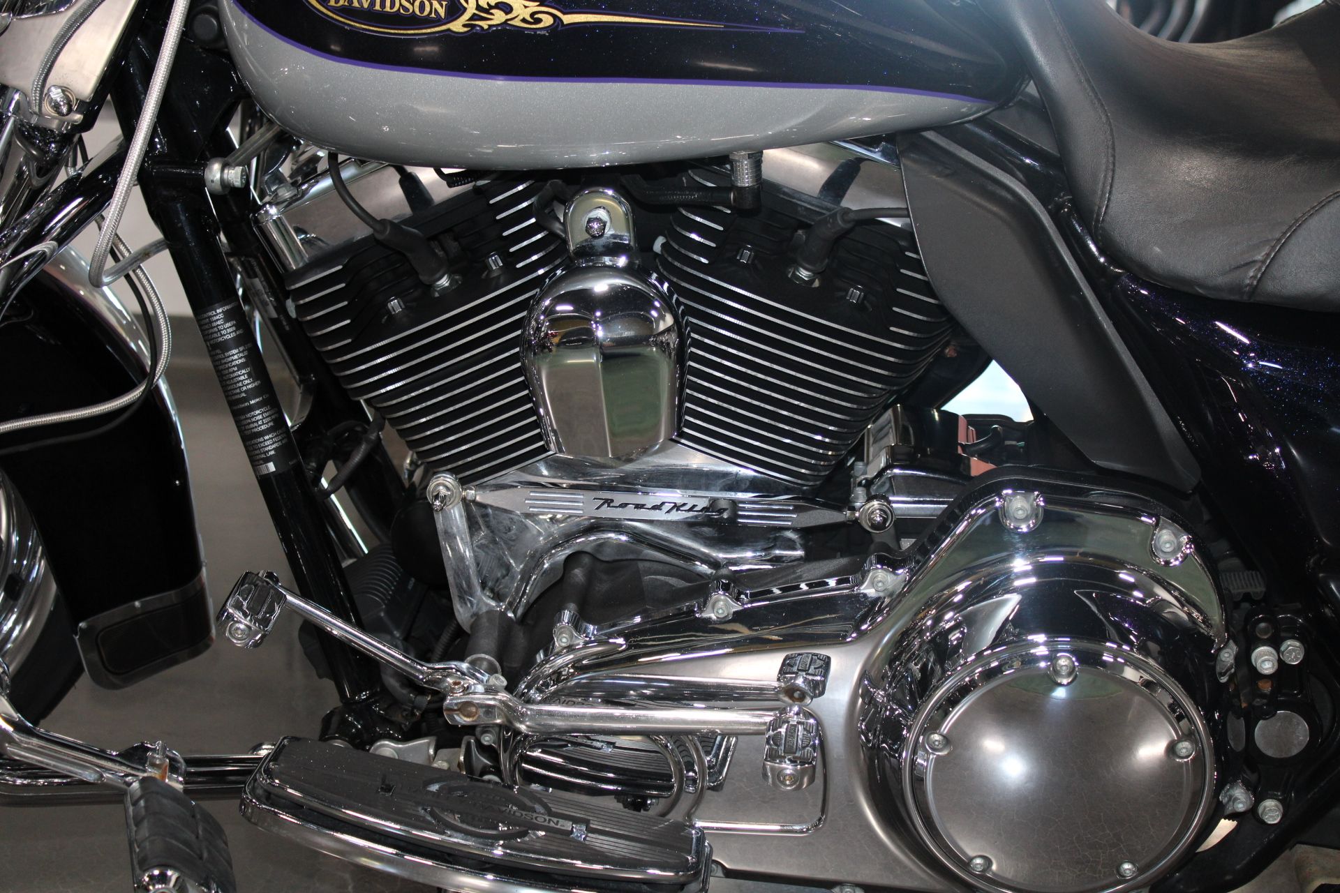 2009 Harley-Davidson Road King® Classic in Shorewood, Illinois - Photo 15
