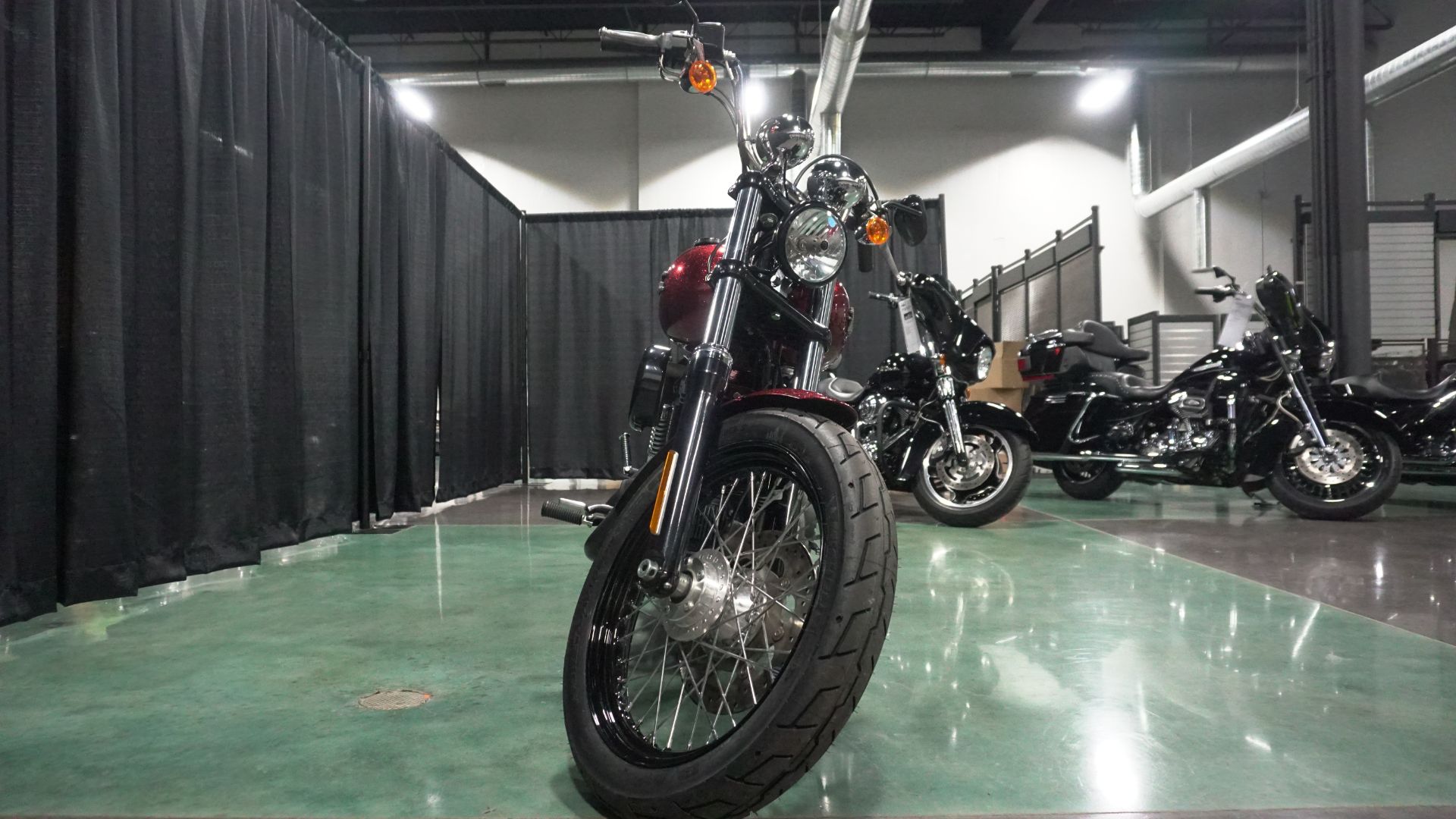 2013 Harley-Davidson Dyna® Street Bob® in Shorewood, Illinois - Photo 5