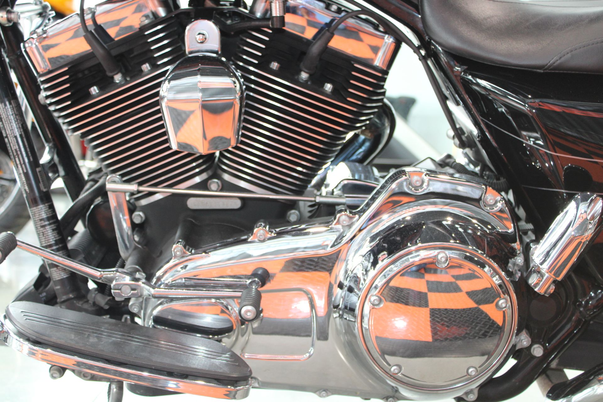 2014 Harley-Davidson Street Glide® Special in Shorewood, Illinois - Photo 17