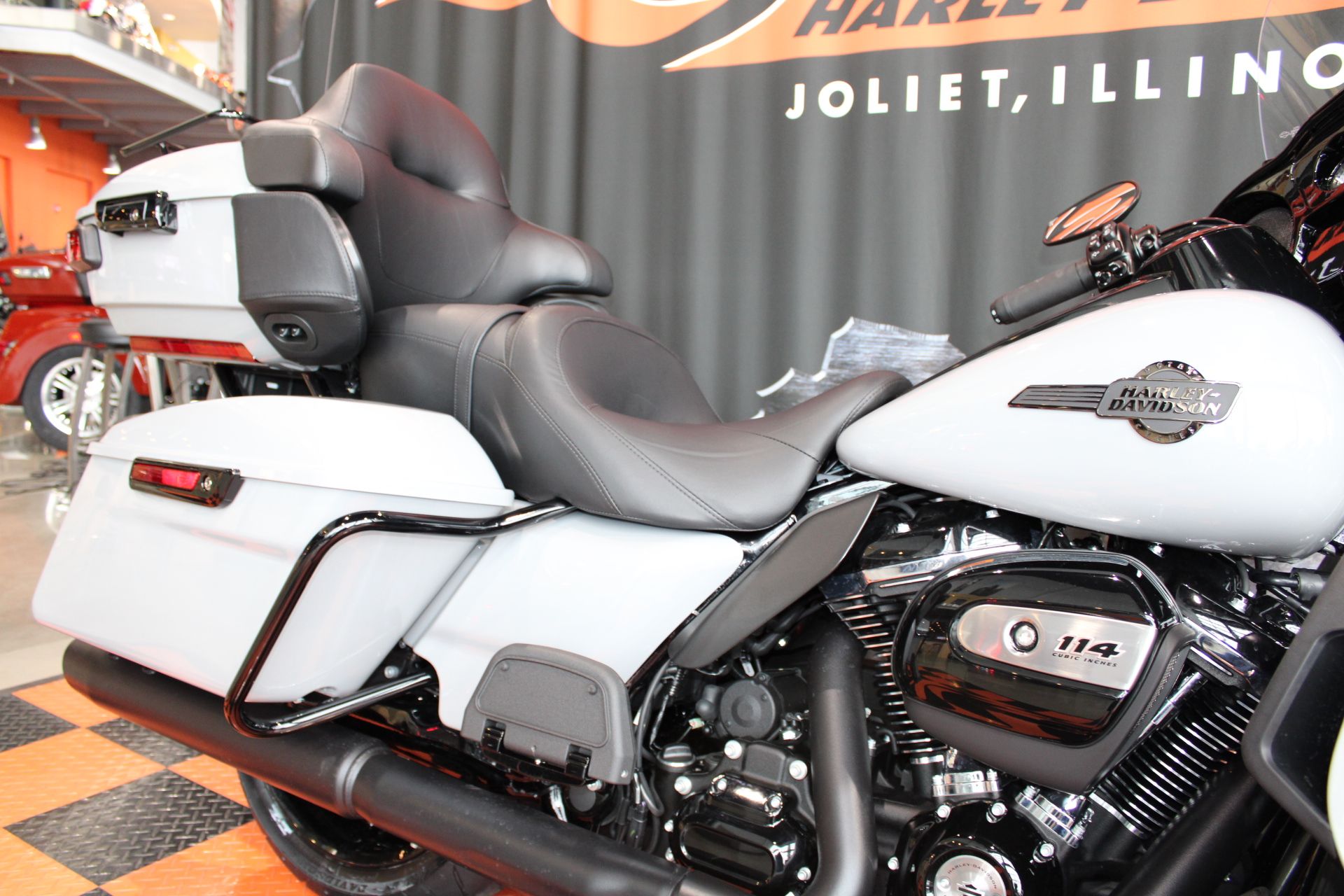 2024 Harley-Davidson Ultra Limited in Shorewood, Illinois - Photo 8