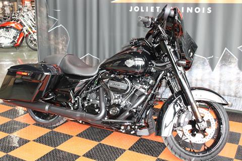 2023 Harley-Davidson Street Glide® Special in Shorewood, Illinois - Photo 3