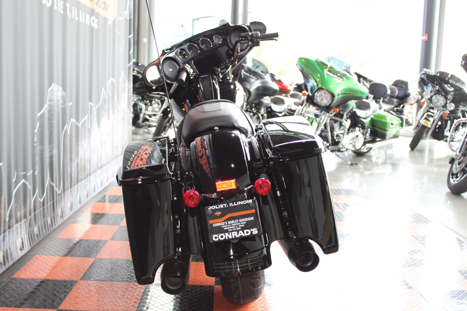 2023 Harley-Davidson Street Glide® Special in Shorewood, Illinois - Photo 17