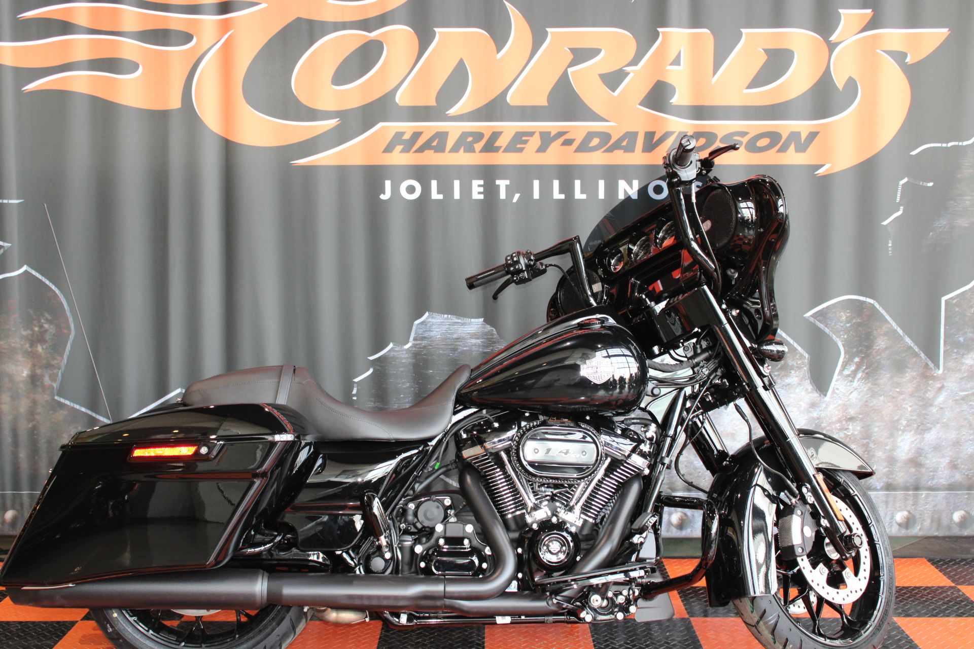 2023 Harley-Davidson Street Glide® Special in Shorewood, Illinois - Photo 1
