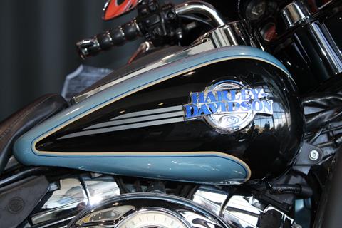 2007 Harley-Davidson FLHTCU Ultra Classic® Electra Glide® Patriot Special Edition in Shorewood, Illinois - Photo 6