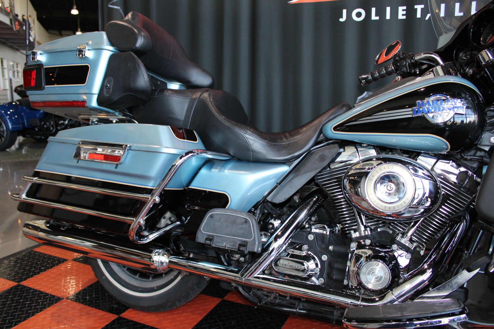 2007 Harley-Davidson FLHTCU Ultra Classic® Electra Glide® Patriot Special Edition in Shorewood, Illinois - Photo 8