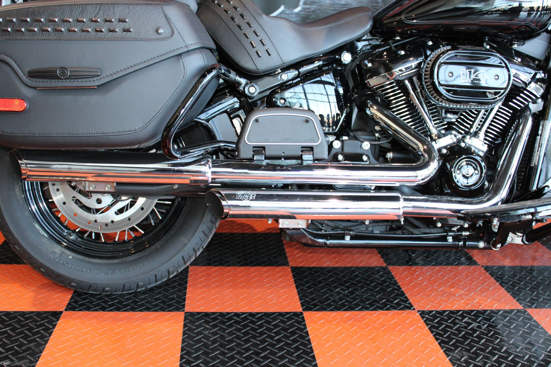 2021 Harley-Davidson Heritage Classic 114 in Shorewood, Illinois - Photo 17