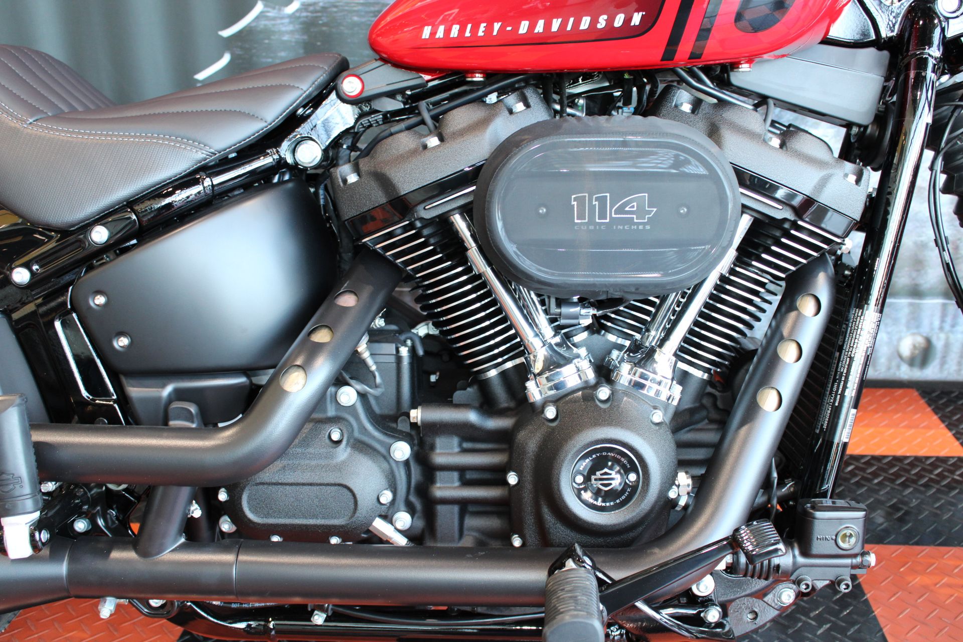 2023 Harley-Davidson Street Bob® 114 in Shorewood, Illinois - Photo 6