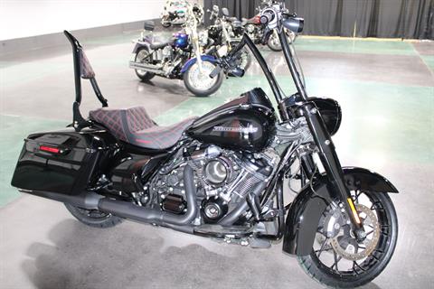 2020 Harley-Davidson Road King® Special in Shorewood, Illinois - Photo 2
