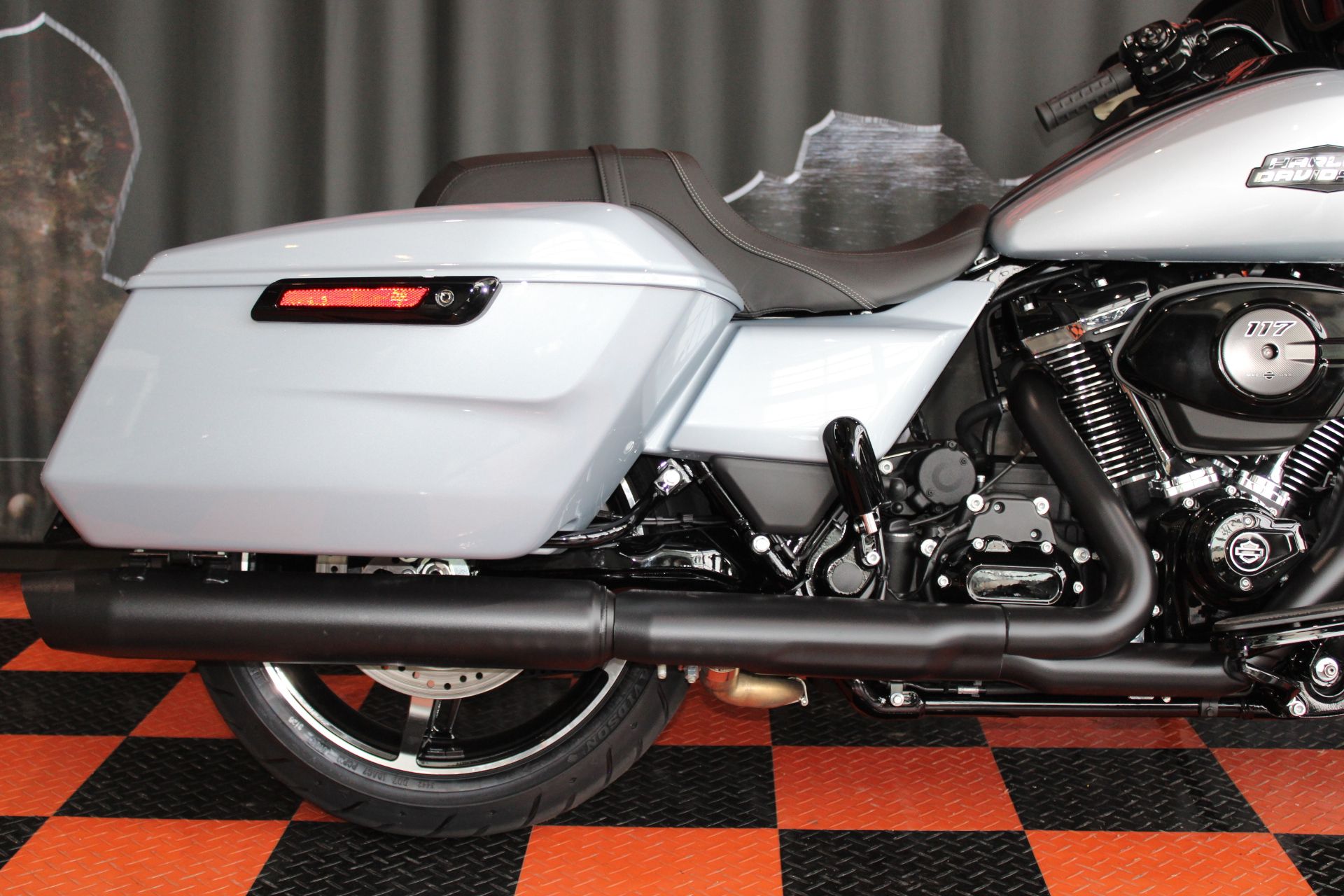 2024 Harley-Davidson Road Glide® in Shorewood, Illinois - Photo 15