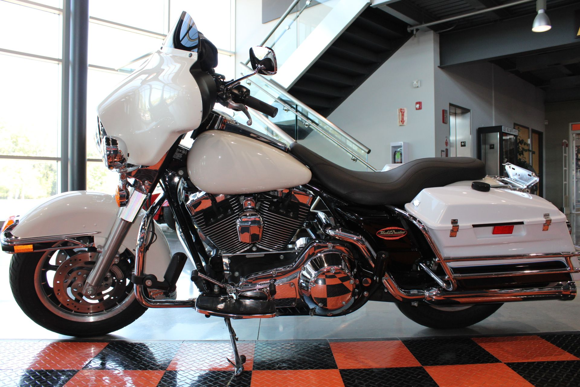 2004 Harley-Davidson FLHTPI Electra Glide® in Shorewood, Illinois - Photo 17