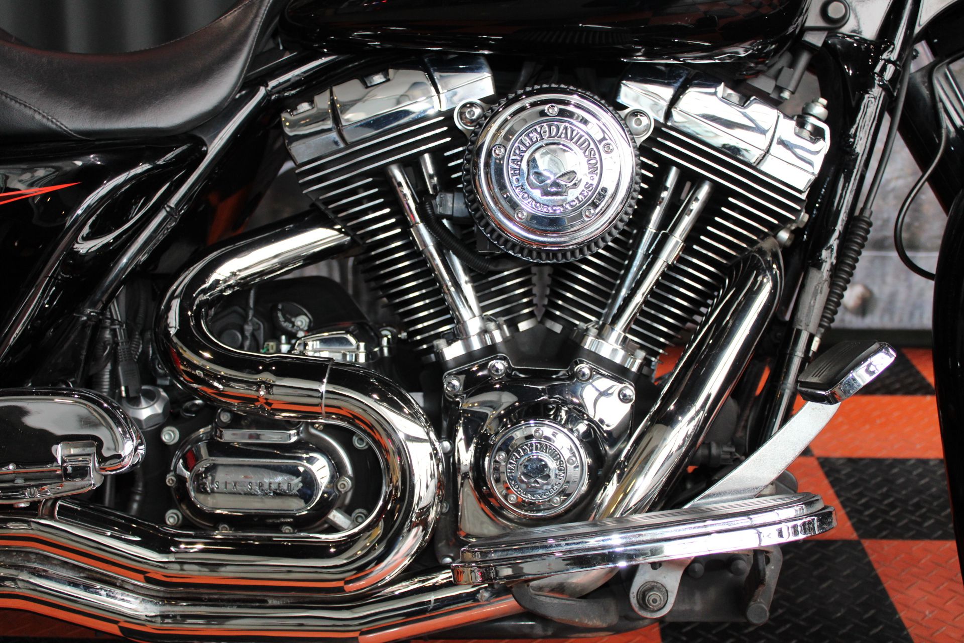 2008 Harley-Davidson Street Glide® in Shorewood, Illinois - Photo 8