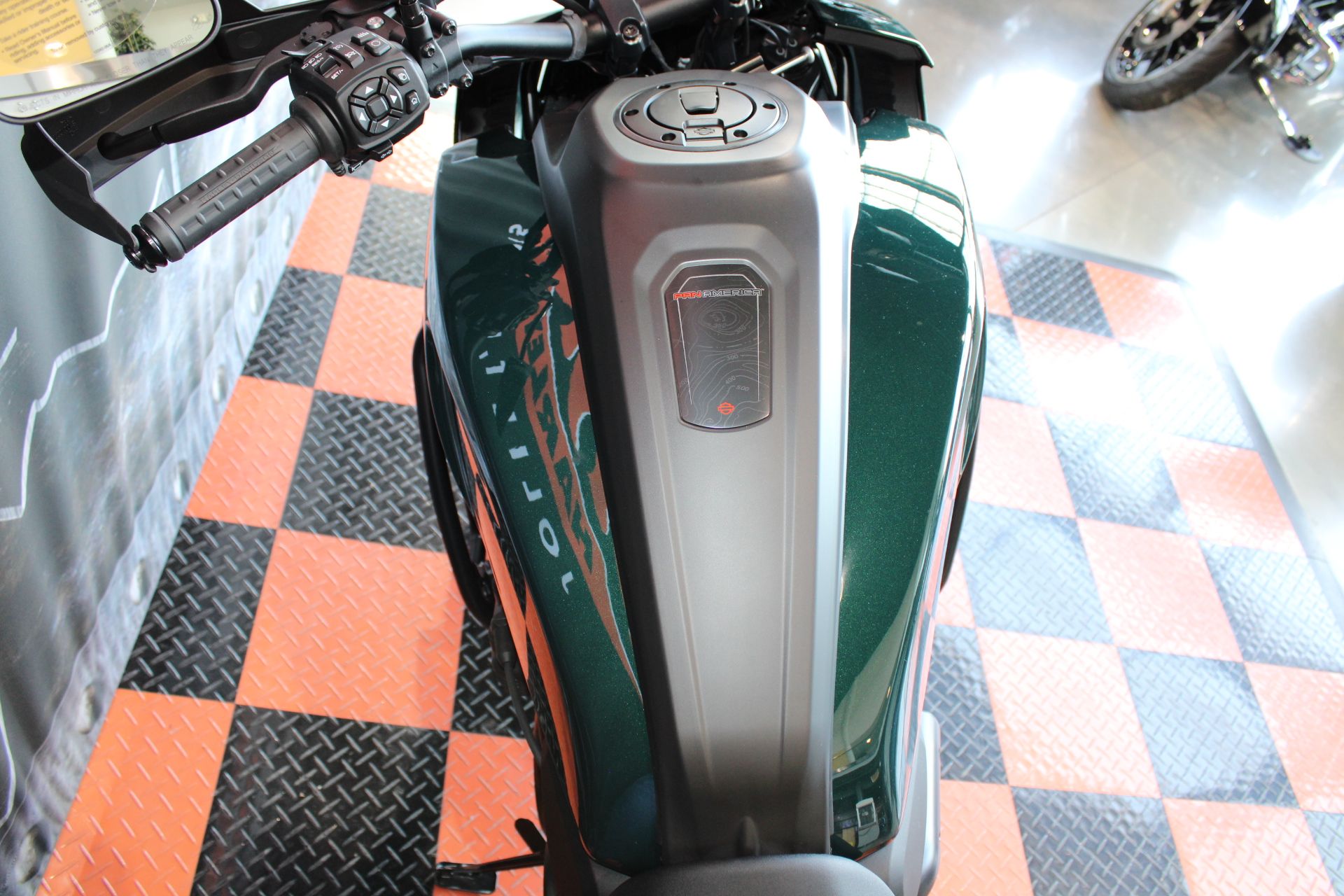 2024 Harley-Davidson Pan America® 1250 Special in Shorewood, Illinois - Photo 10