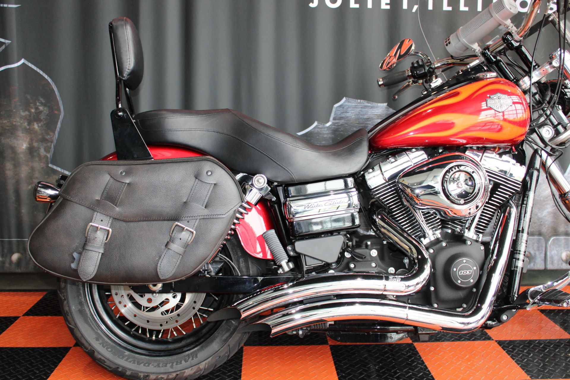 2013 Harley-Davidson Dyna® Wide Glide® in Shorewood, Illinois - Photo 16