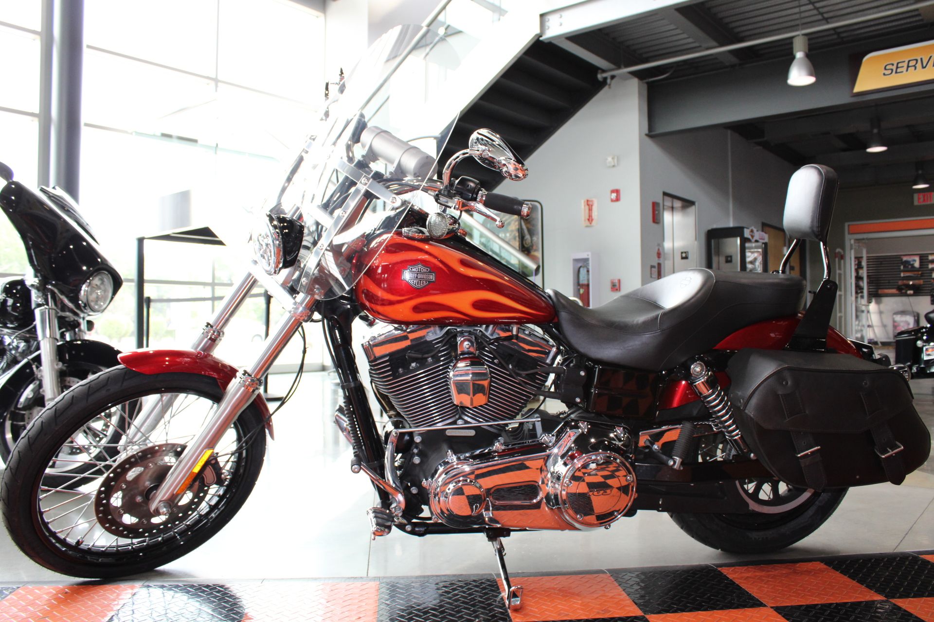 2013 Harley-Davidson Dyna® Wide Glide® in Shorewood, Illinois - Photo 20