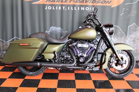2022 Harley-Davidson Road King® Special in Shorewood, Illinois - Photo 2