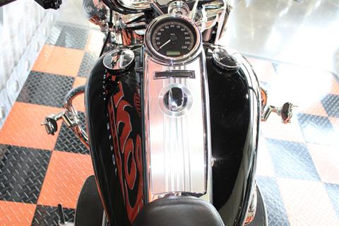 2010 Harley-Davidson Road King® in Shorewood, Illinois - Photo 10