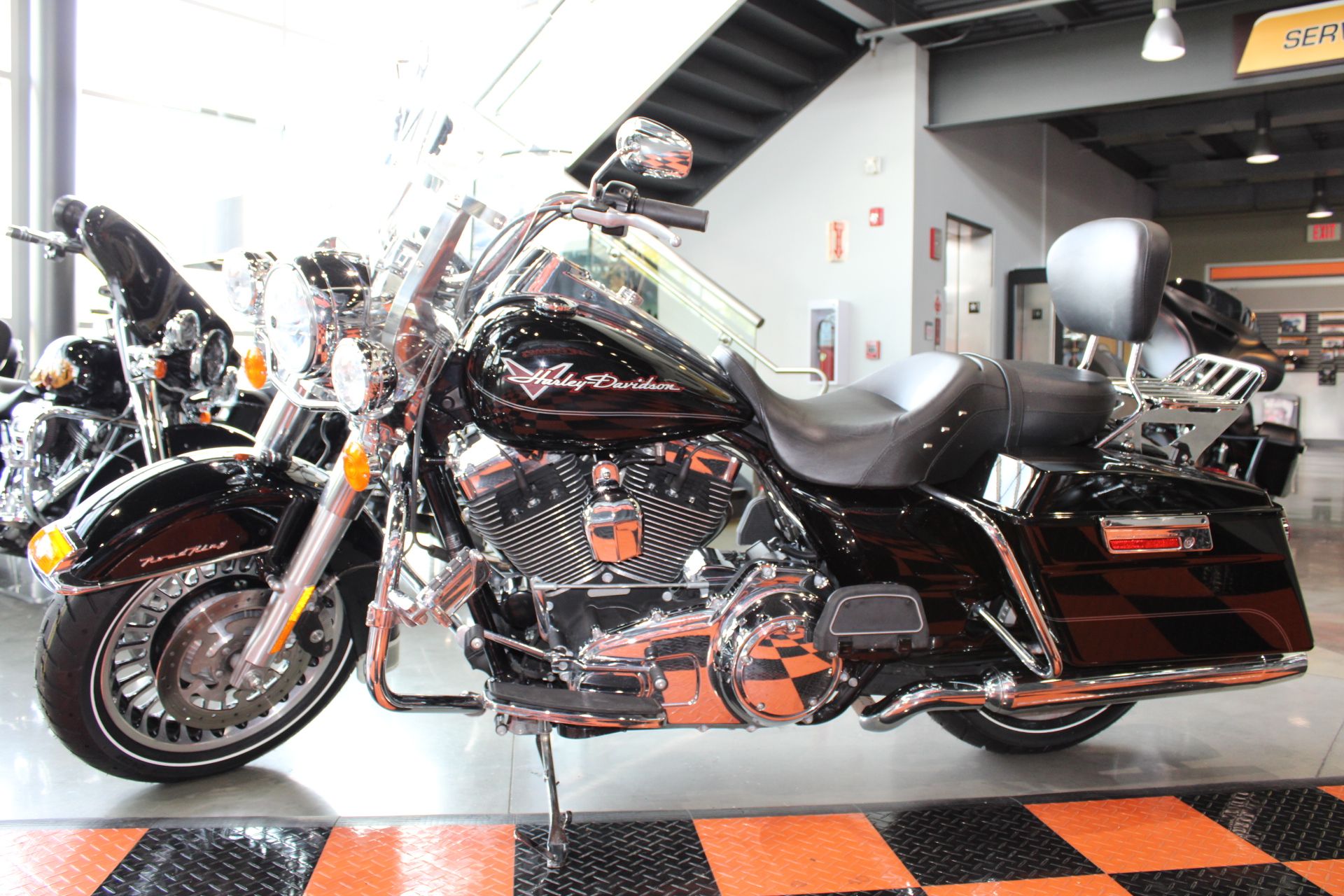 2010 Harley-Davidson Road King® in Shorewood, Illinois - Photo 21