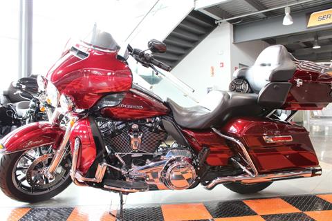 2017 Harley-Davidson Ultra Limited Low in Shorewood, Illinois - Photo 26