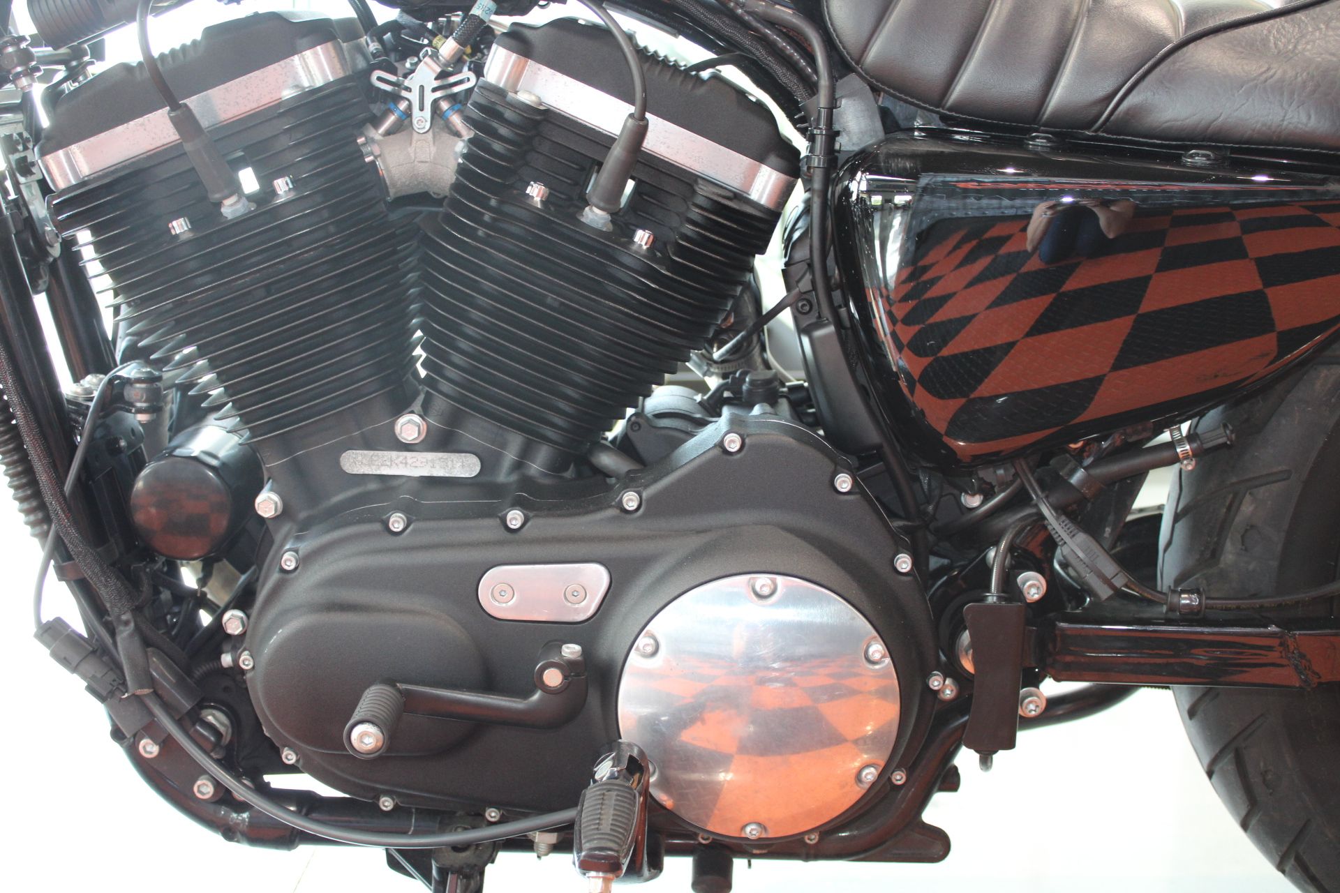 2019 Harley-Davidson Iron 883™ in Shorewood, Illinois - Photo 18