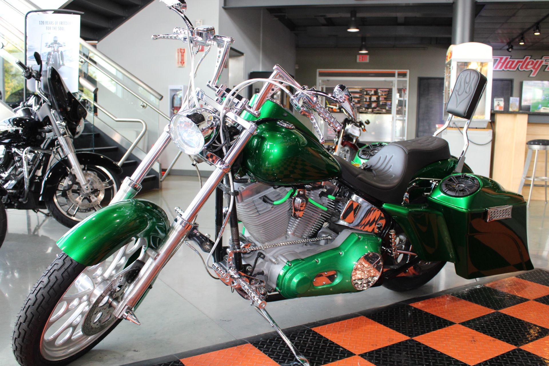 2005 Harley-Davidson FXST/FXSTI Softail® Standard in Shorewood, Illinois - Photo 27