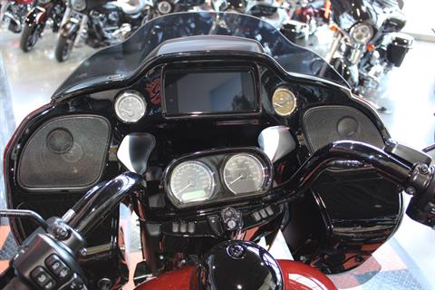 2024 Harley-Davidson Road Glide® 3 in Shorewood, Illinois - Photo 11