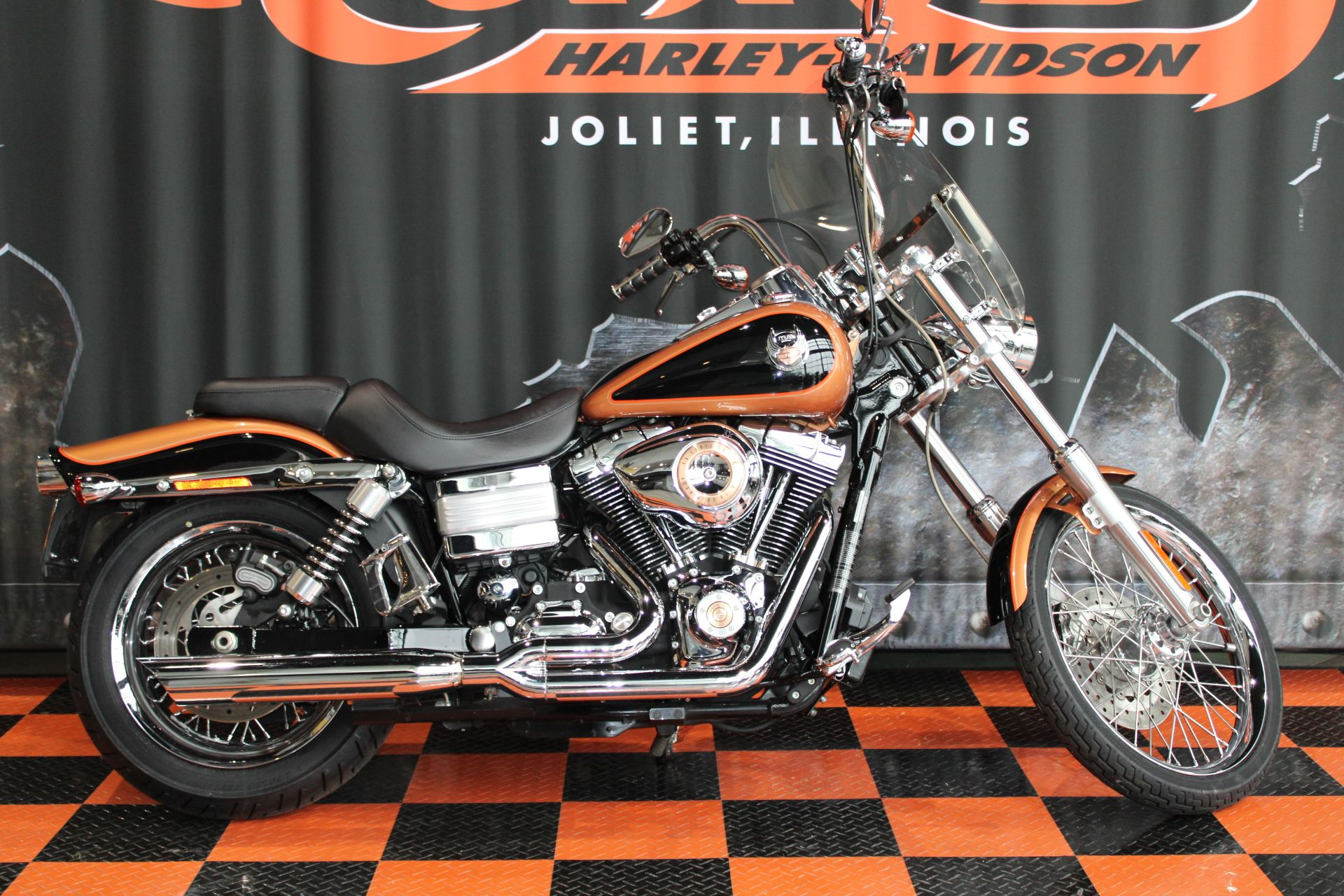 2008 Harley-Davidson Dyna® Wide Glide® in Shorewood, Illinois - Photo 2