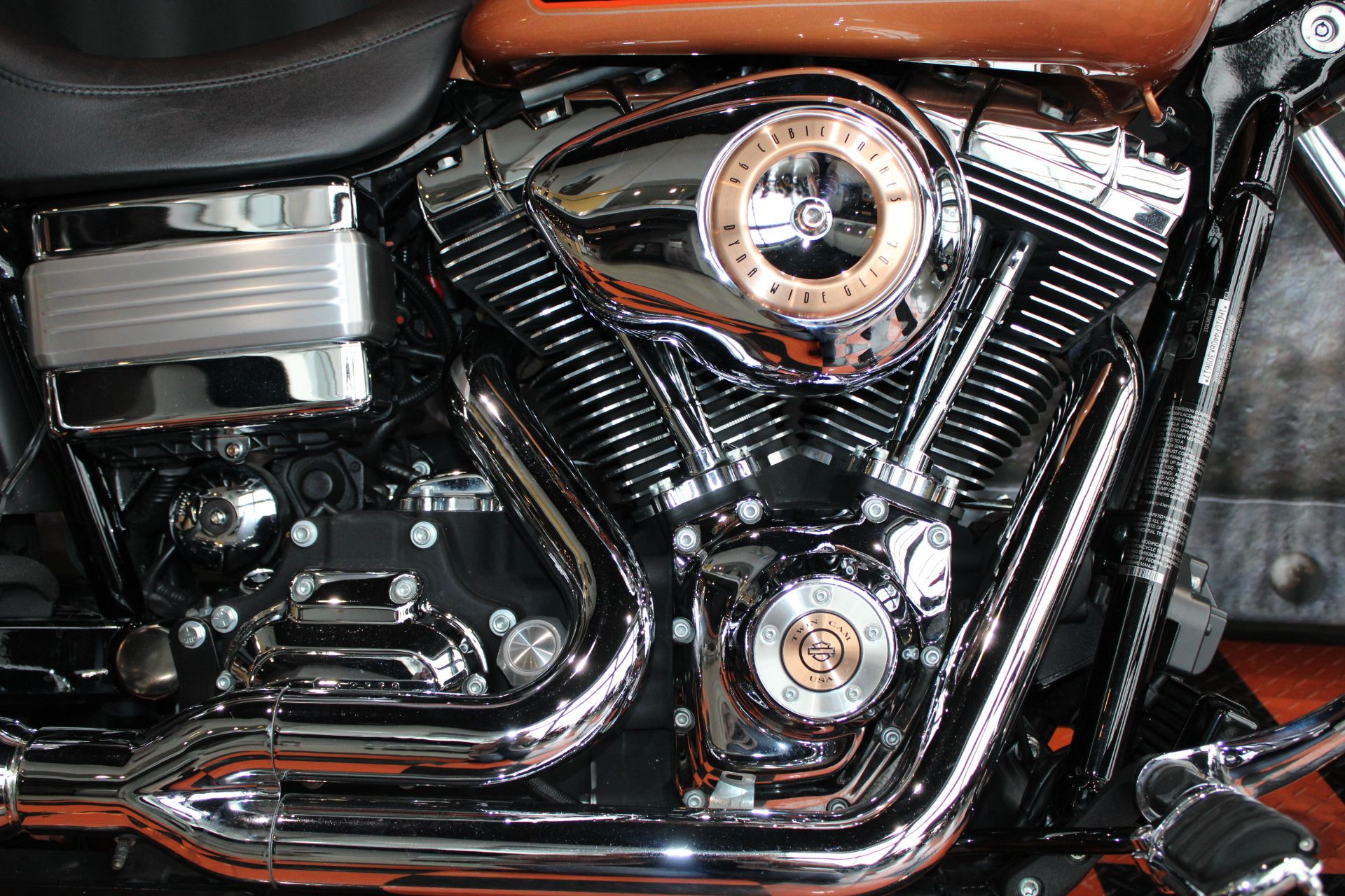 2008 Harley-Davidson Dyna® Wide Glide® in Shorewood, Illinois - Photo 7