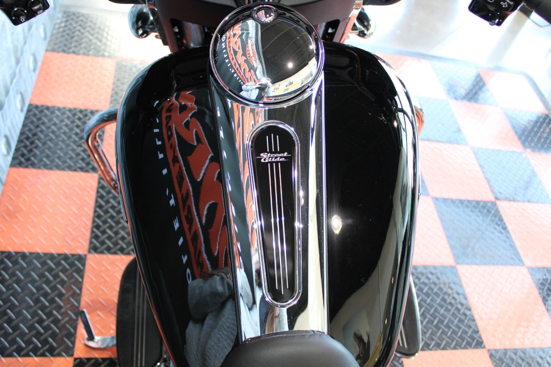 2023 Harley-Davidson Street Glide® in Shorewood, Illinois - Photo 12