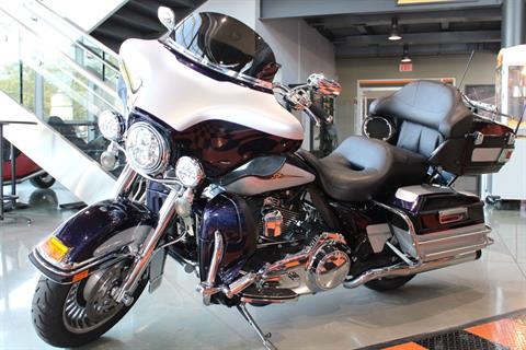 2009 Harley-Davidson Ultra Classic® Electra Glide® in Shorewood, Illinois - Photo 23