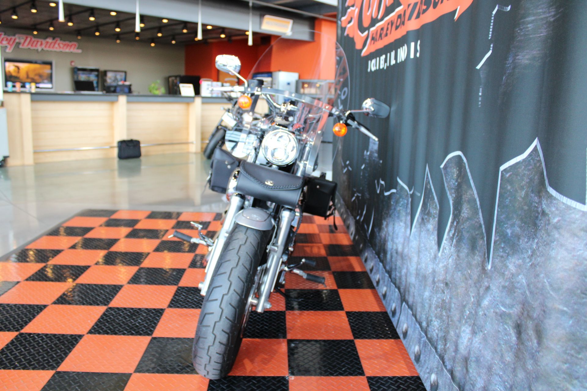 2012 Harley-Davidson Sportster® 1200 Custom in Shorewood, Illinois - Photo 24