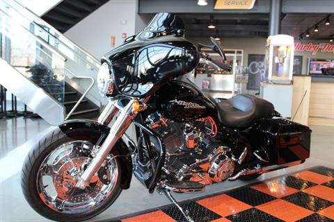 2012 Harley-Davidson FLHX103 in Shorewood, Illinois - Photo 20