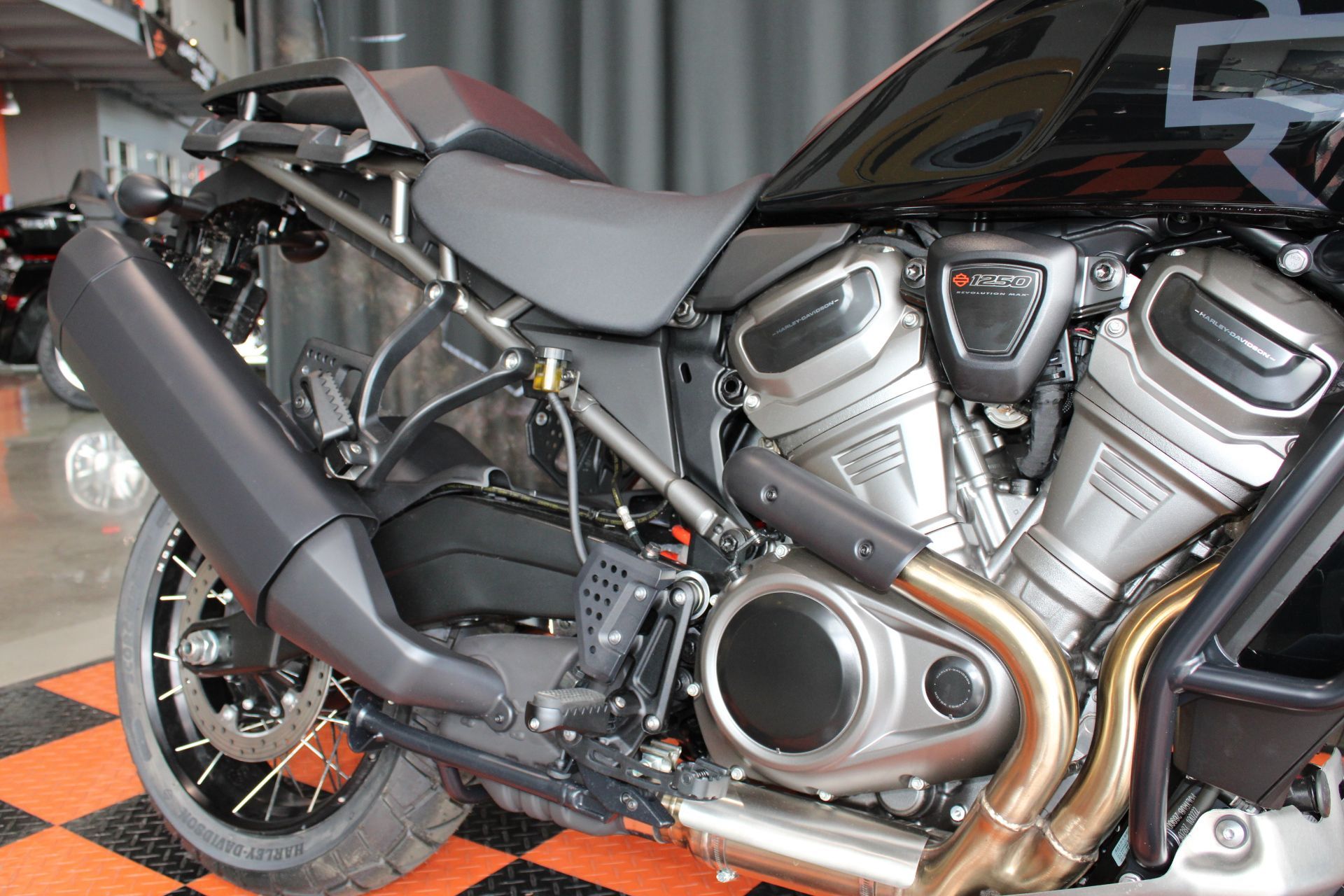 2022 Harley-Davidson Pan America™ 1250 Special in Shorewood, Illinois - Photo 9