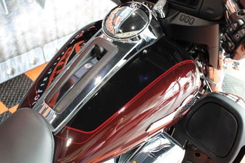 2022 Harley-Davidson Tri Glide® Ultra in Shorewood, Illinois - Photo 10