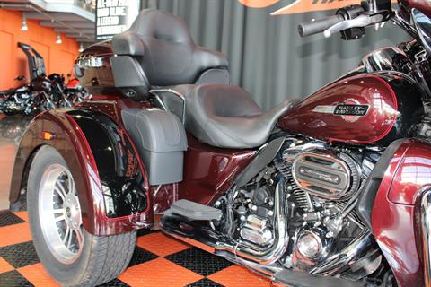 2022 Harley-Davidson Tri Glide® Ultra in Shorewood, Illinois - Photo 8