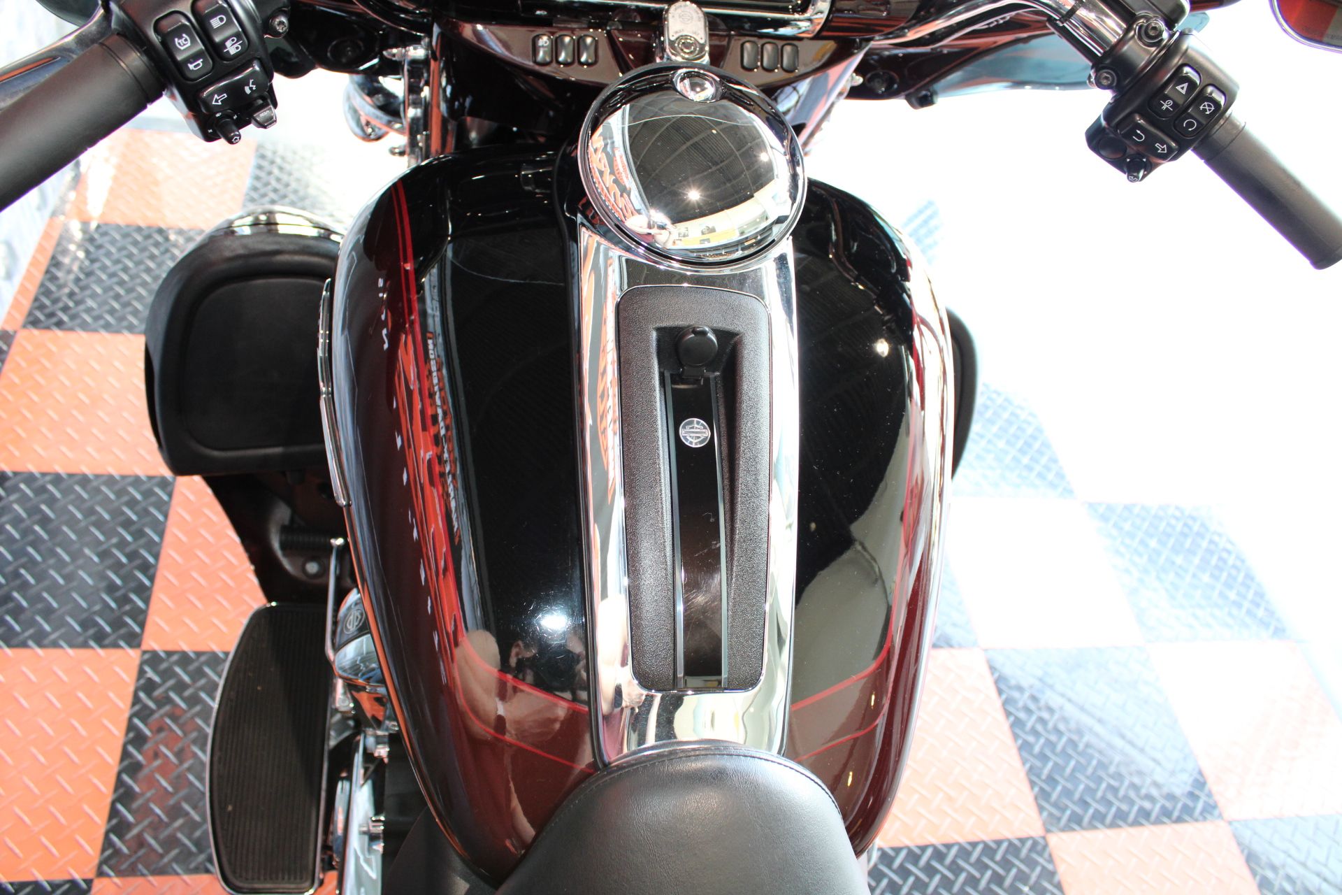 2022 Harley-Davidson Tri Glide® Ultra in Shorewood, Illinois - Photo 12