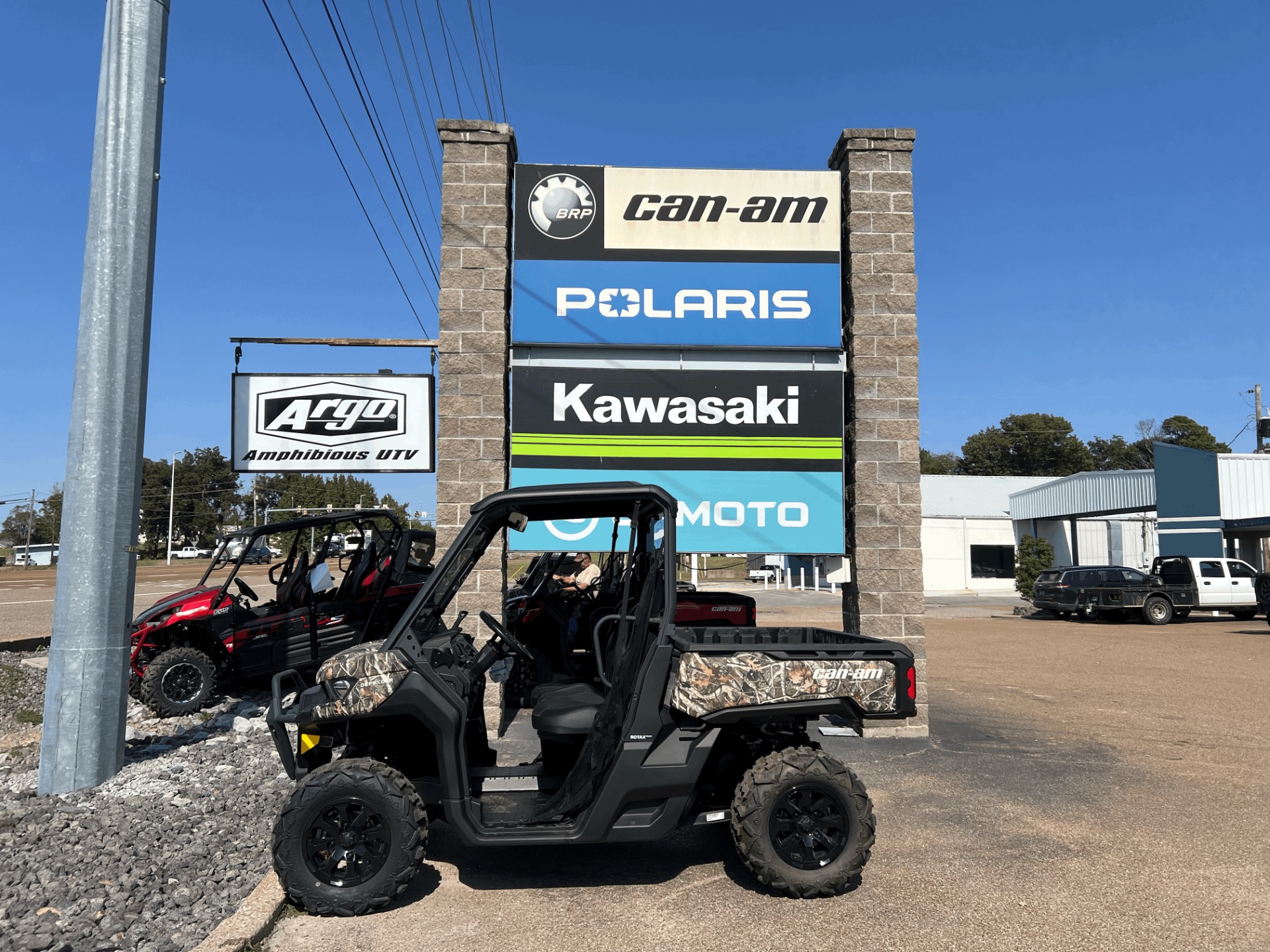 2024 Can-Am Defender XT HD7 in Dyersburg, Tennessee - Photo 1