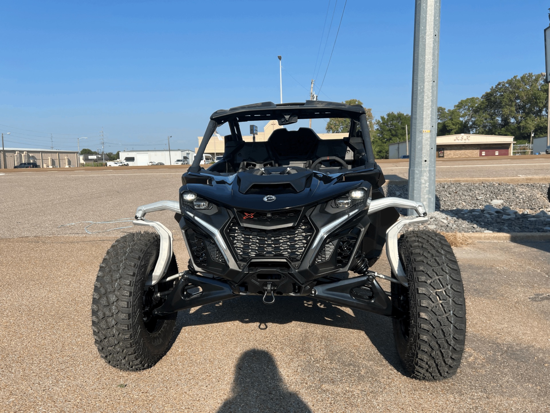 2024 Can-Am Maverick R X RS in Dyersburg, Tennessee - Photo 9