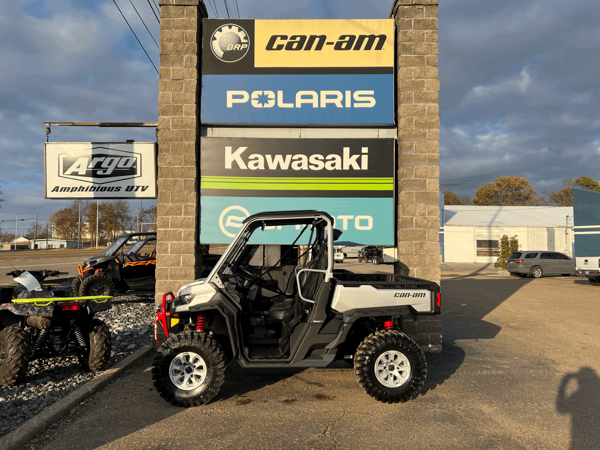 2024 Can-Am Defender X MR HD10 in Dyersburg, Tennessee - Photo 1