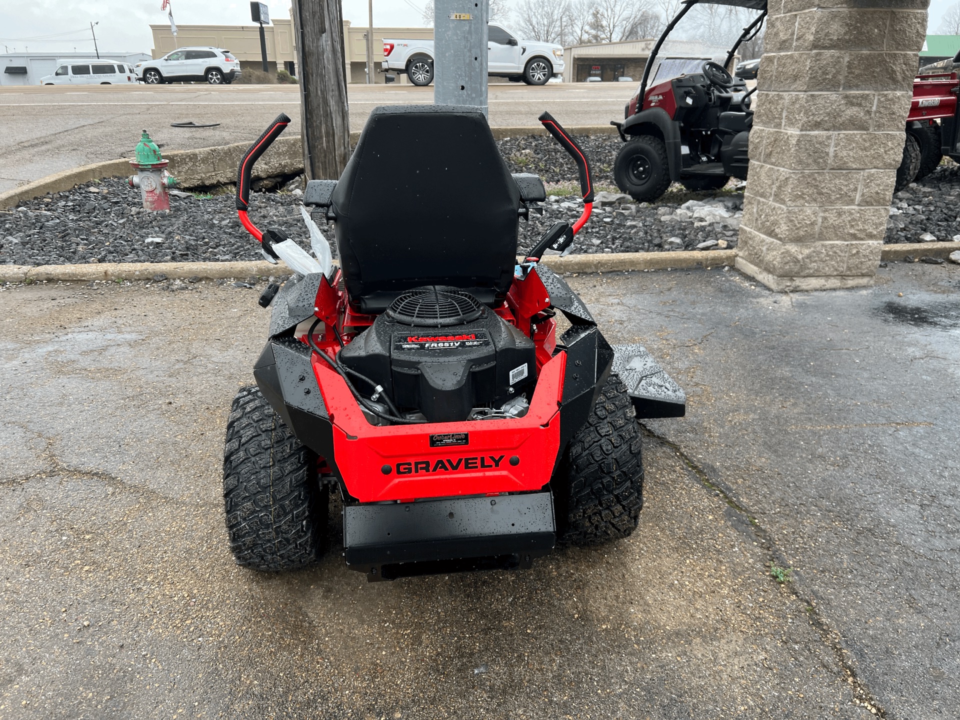 2024 Gravely USA ZT XL 42 in. Kawasaki FR651V 21.5 hp in Dyersburg, Tennessee - Photo 12