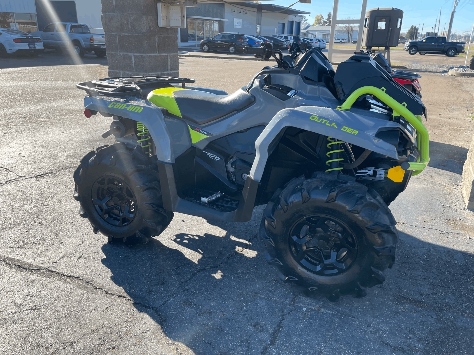 2021 Can-Am Outlander X MR 570 in Dyersburg, Tennessee - Photo 3