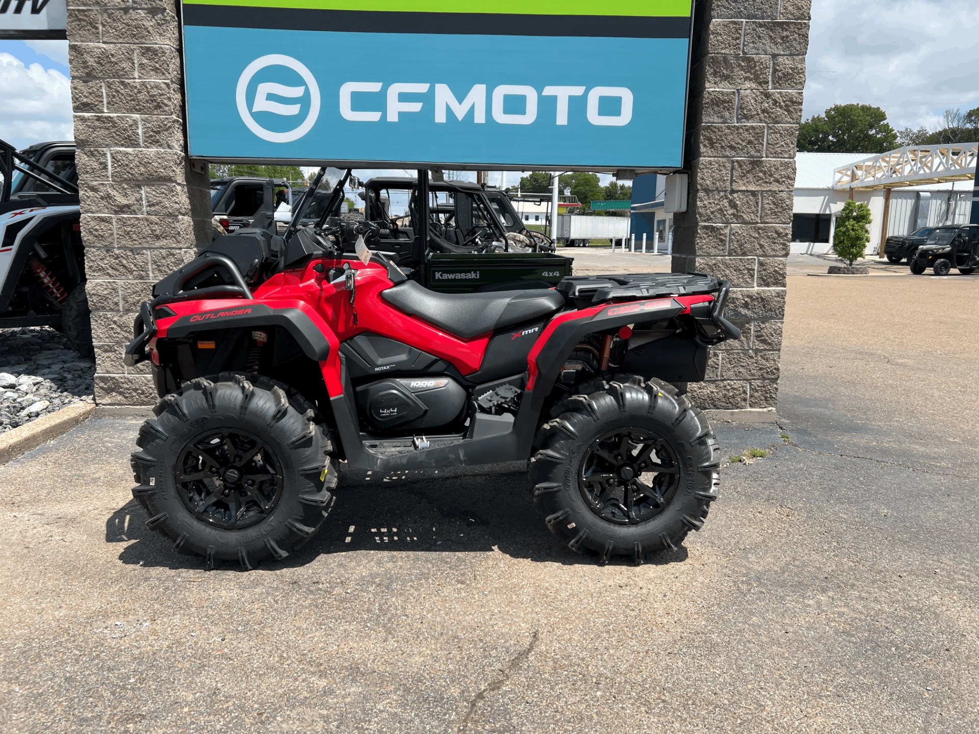 2024 Can-Am Outlander X MR 1000R in Dyersburg, Tennessee - Photo 2