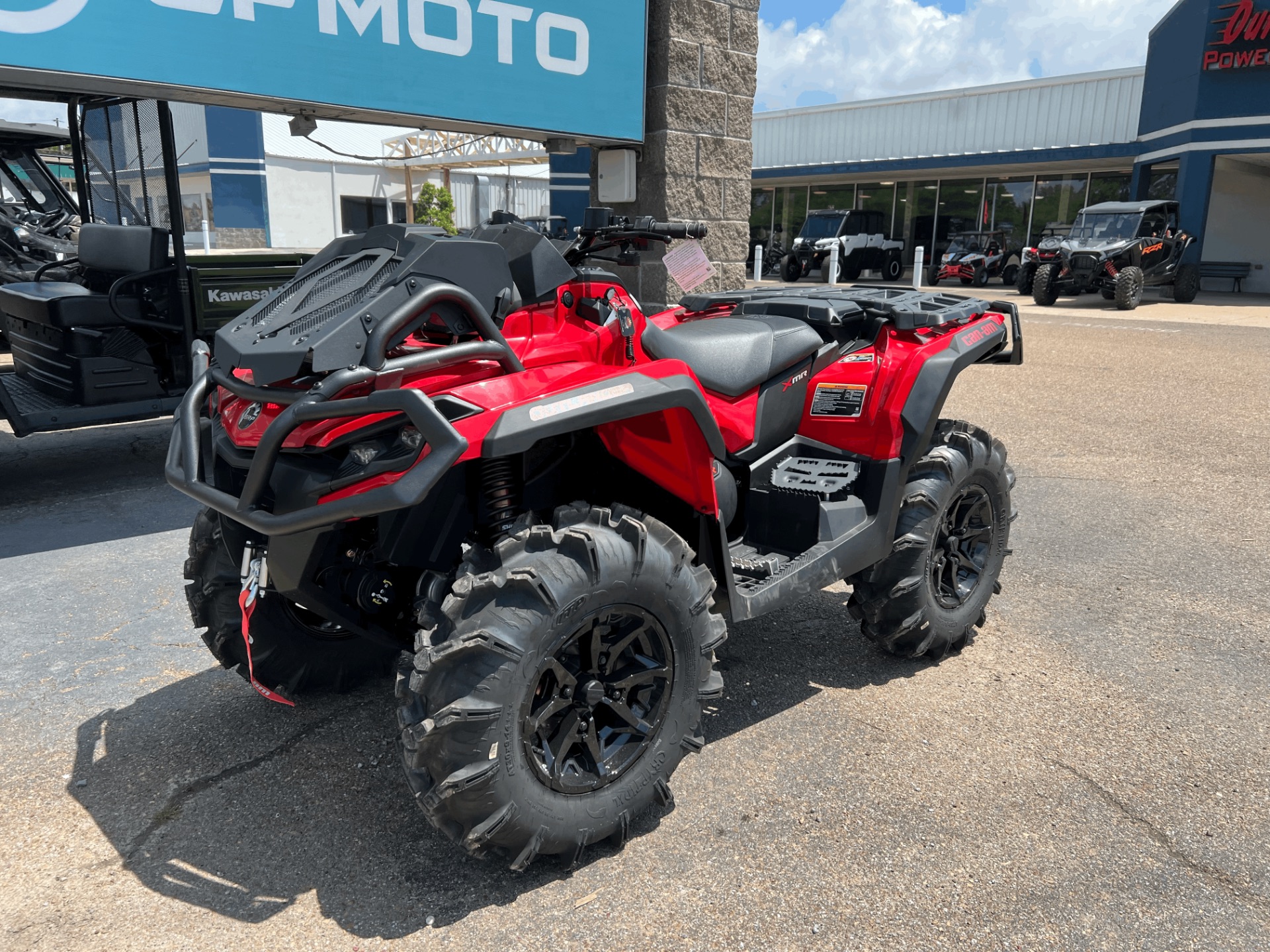2024 Can-Am Outlander X MR 1000R in Dyersburg, Tennessee - Photo 3