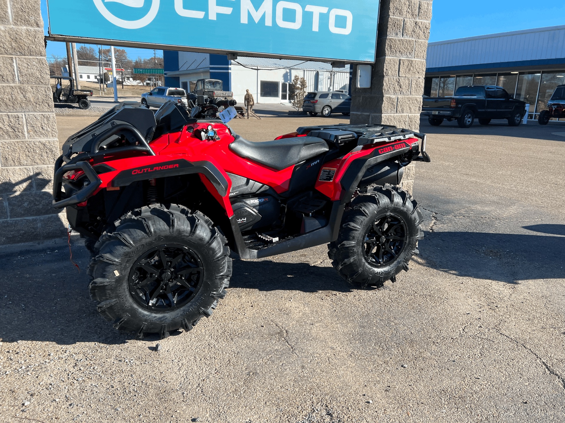 2024 Can-Am Outlander X MR 1000R in Dyersburg, Tennessee - Photo 3