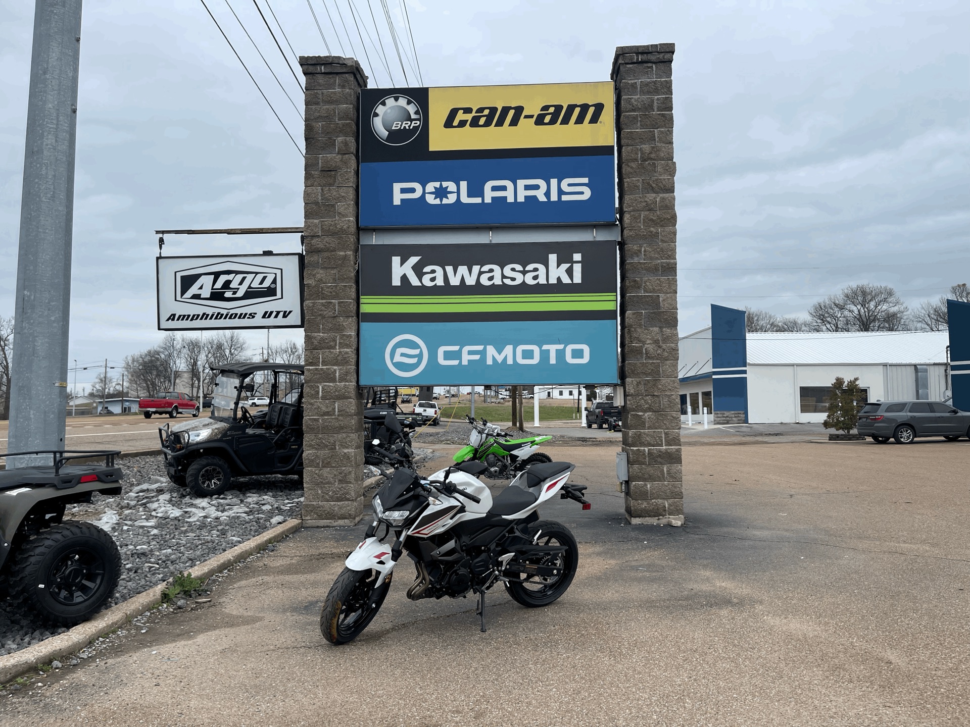2023 Kawasaki Z400 ABS in Dyersburg, Tennessee - Photo 1