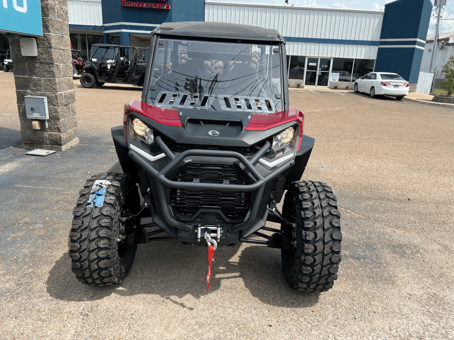 2024 Can-Am Commander MAX XT 700 in Dyersburg, Tennessee - Photo 8