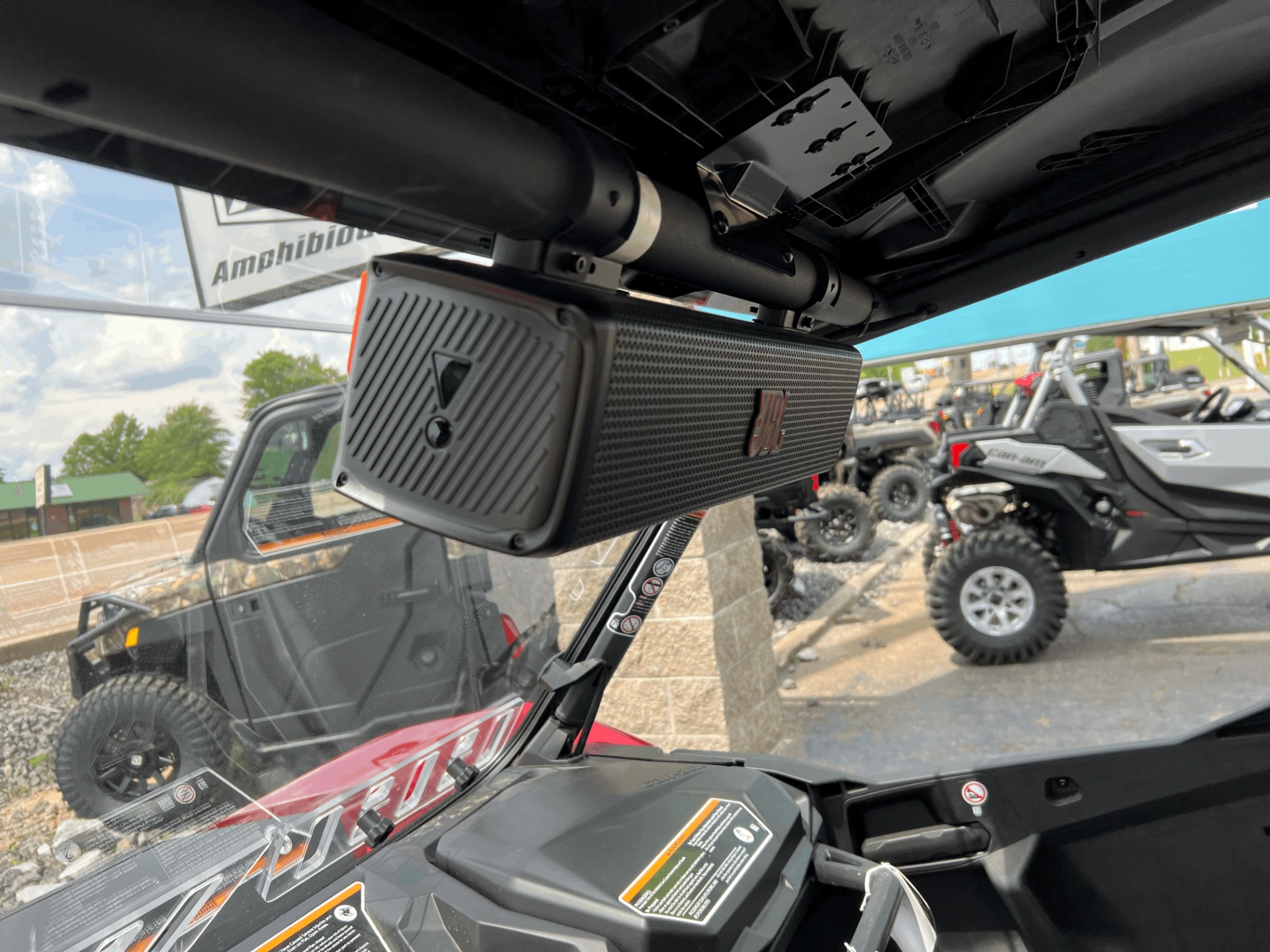 2024 Can-Am Commander MAX XT 700 in Dyersburg, Tennessee - Photo 20