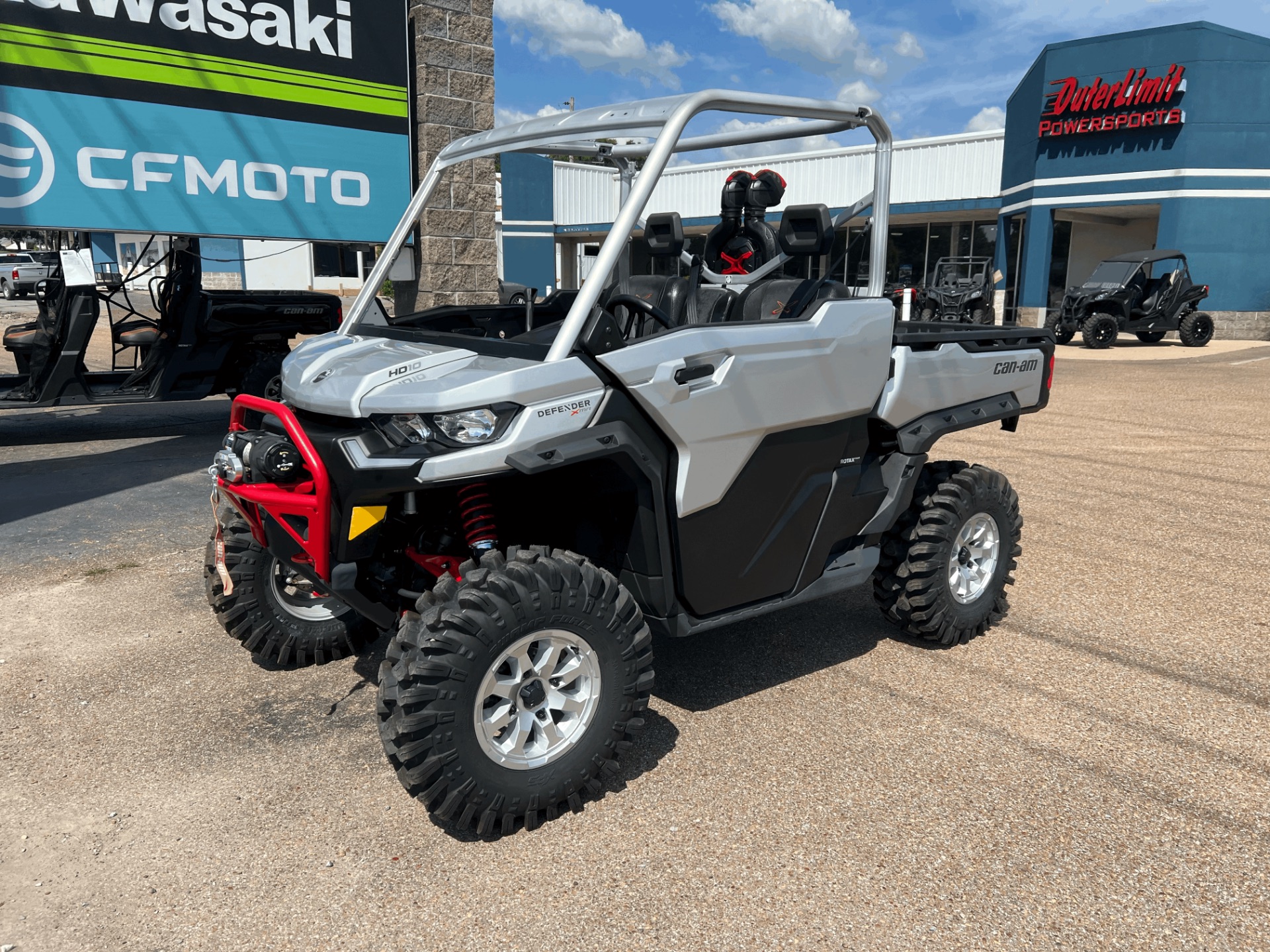 2024 Can-Am Defender X MR With Half Doors in Dyersburg, Tennessee - Photo 3